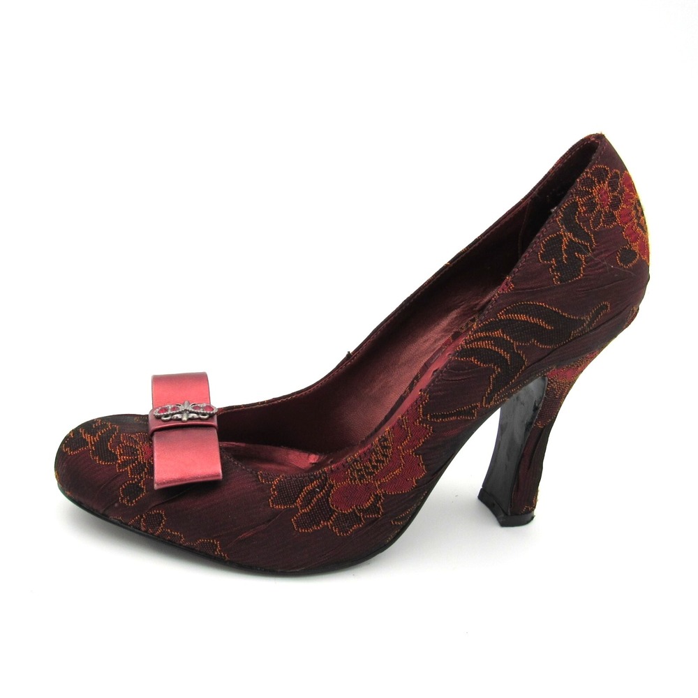 BCBG Red Black Floral Fabric High Heels Pumps Bow Charm Leather Soles Size 8